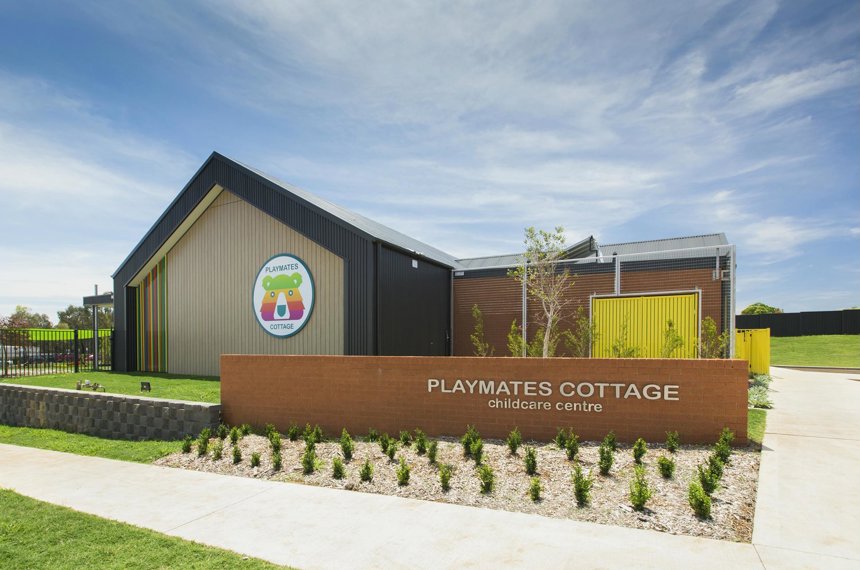 Playmates Cottage